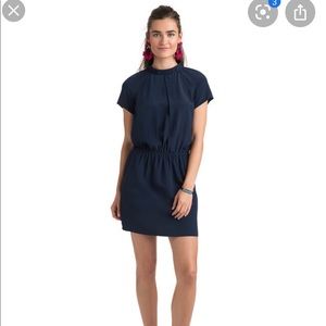 *MINT* Vineyard Vines gathered neck dress